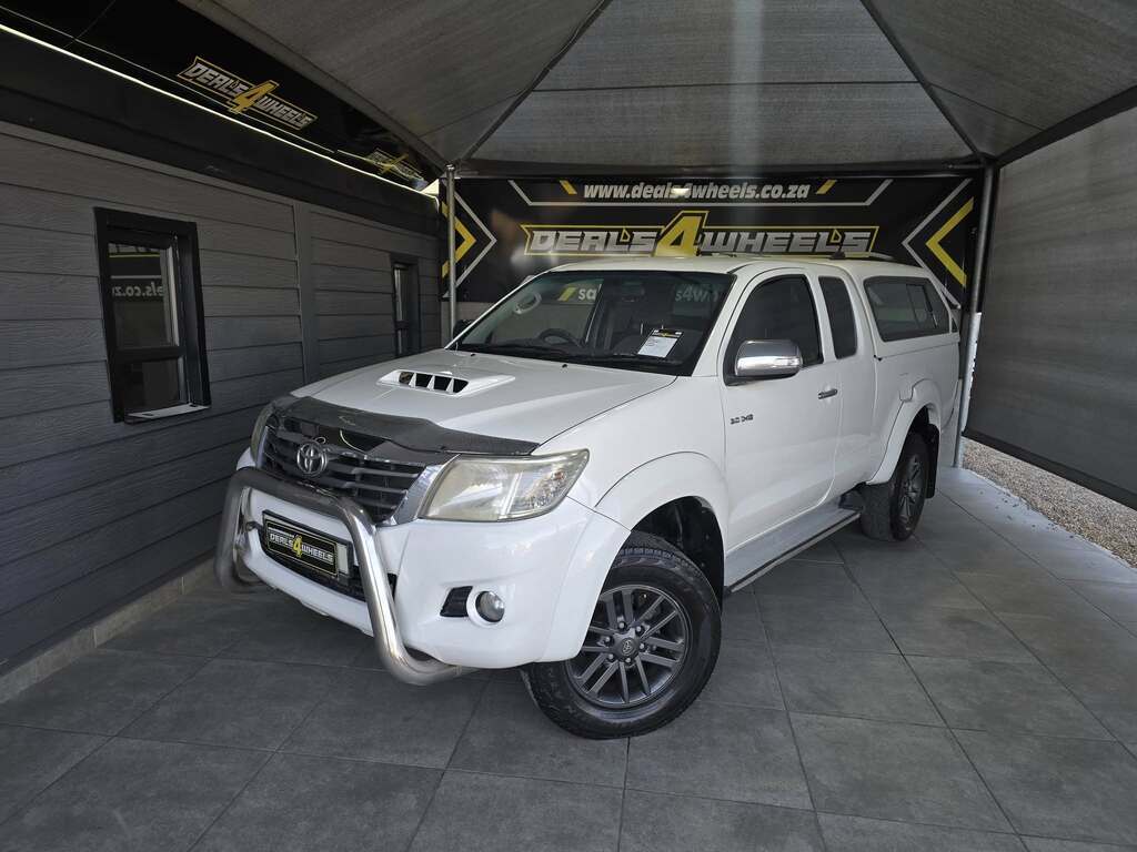 2013 TOYOTA HILUX 3.0D-4D RAIDER XTRA CAB P/U S/C