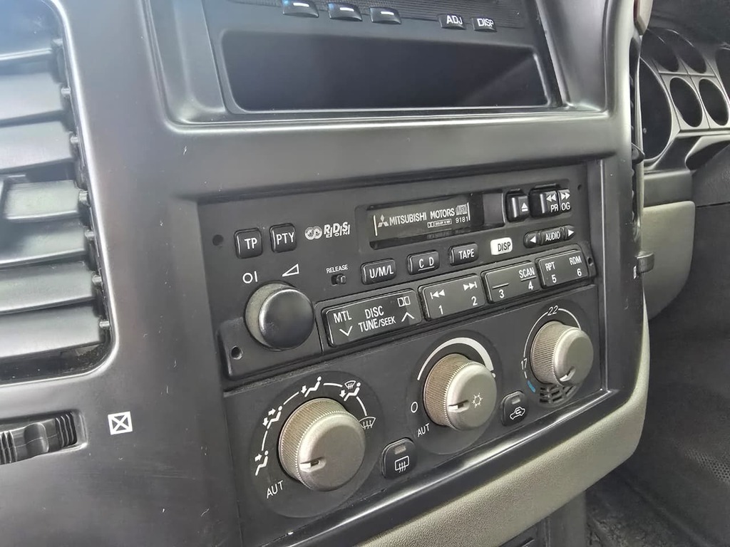 2003 MITSUBISHI PAJERO 3500i A/T 5Dr