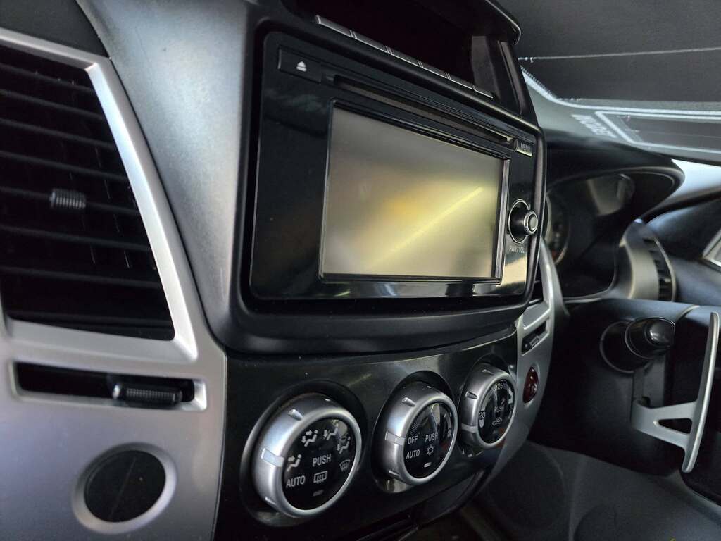 2014 MITSUBISHI PAJERO SPORT 2.5D 4X4 A/T