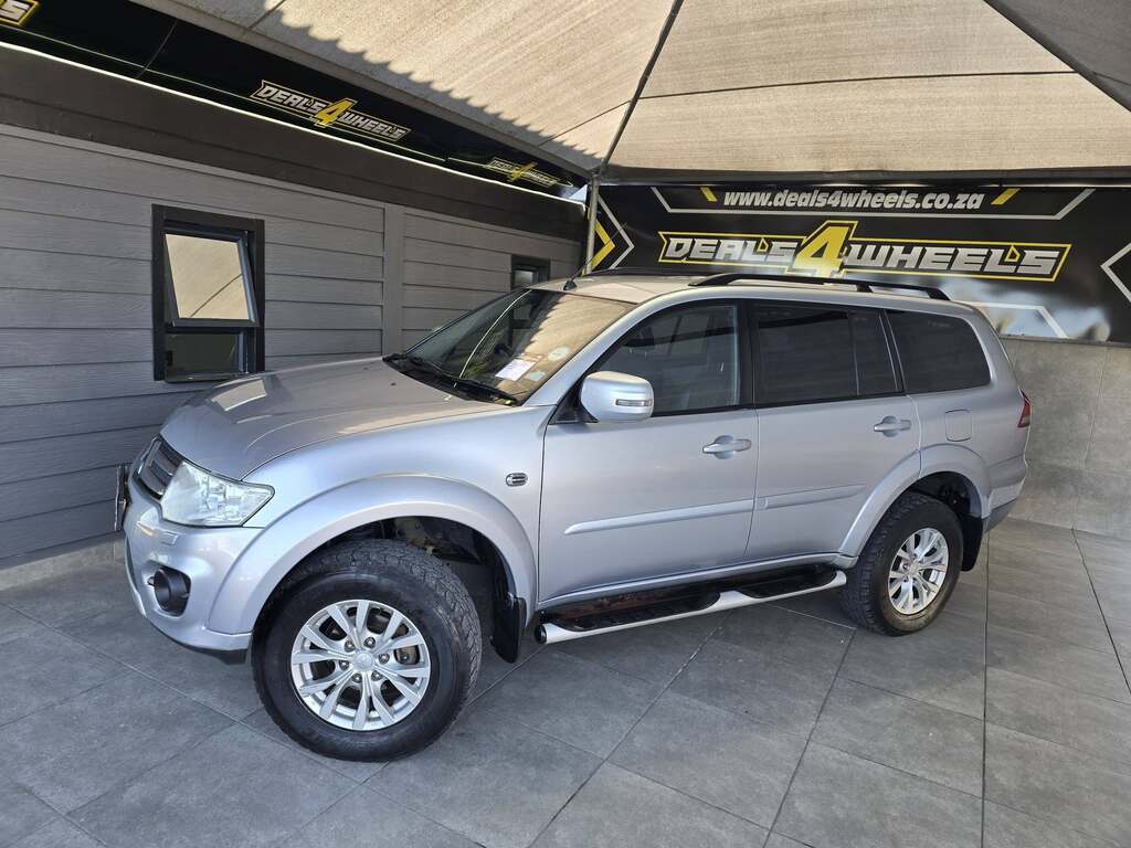 2014 MITSUBISHI PAJERO SPORT 2.5D 4X4 A/T