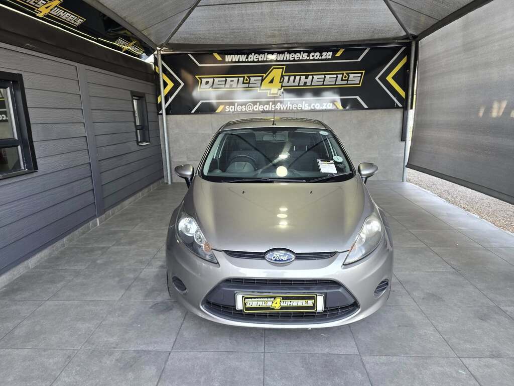 2011 FORD FIESTA 1.4i AMBIENTE 5Dr
