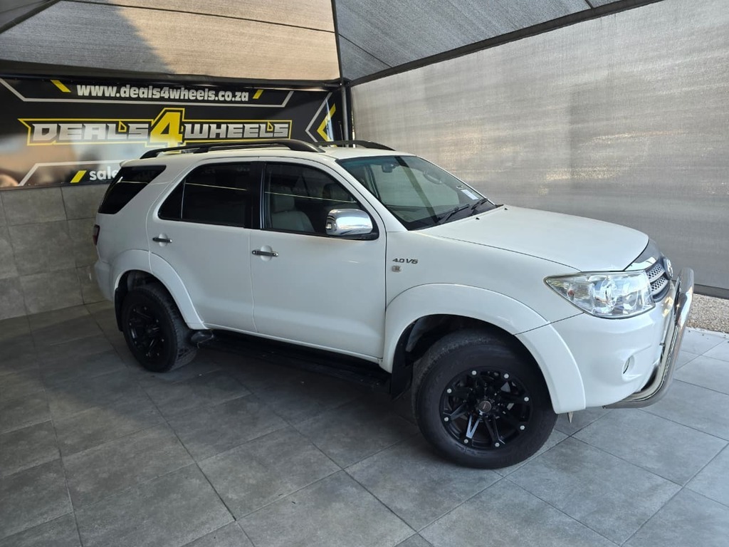 2011 TOYOTA FORTUNER 4.0 V6 RB A/T