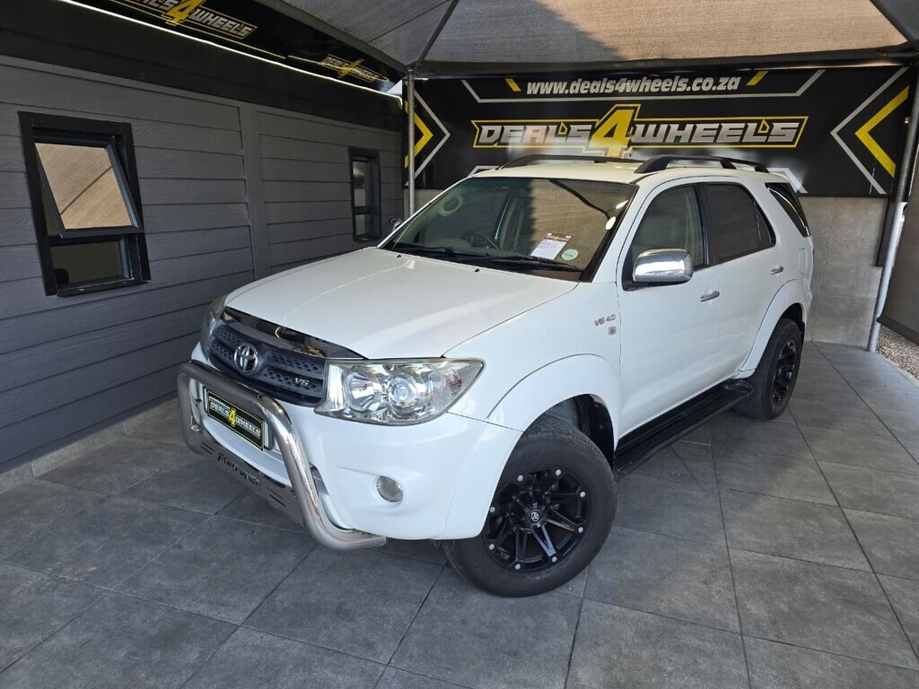 2011 TOYOTA FORTUNER 4.0 V6 RB A/T