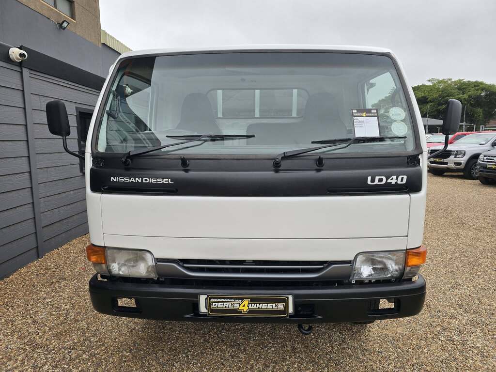 1998 NISSAN CABSTAR 40L F/C C/C