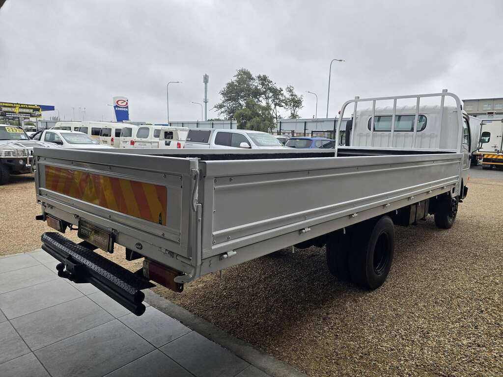 1998 NISSAN CABSTAR 40L F/C C/C