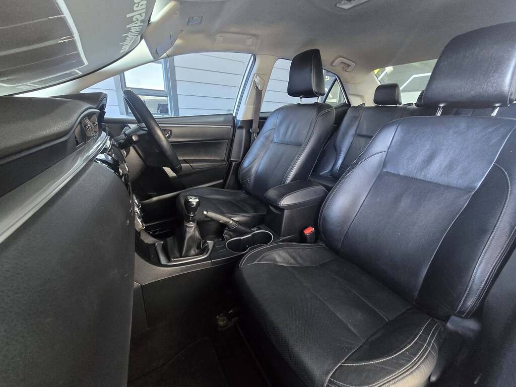 2017 TOYOTA COROLLA 1.4D PRESTIGE