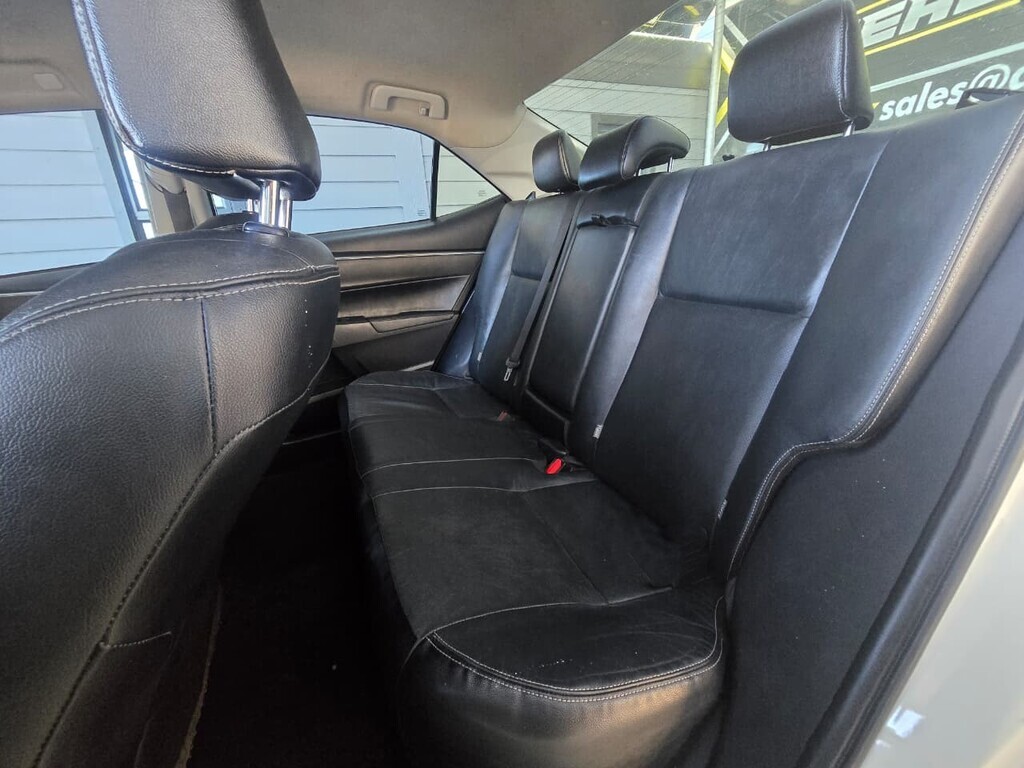 2017 TOYOTA COROLLA 1.4D PRESTIGE