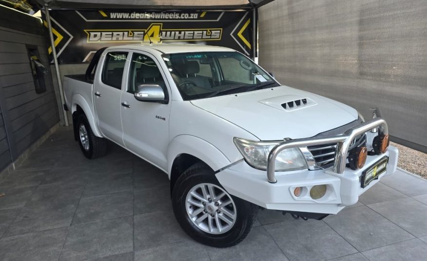 TOYOTA HI-LUX