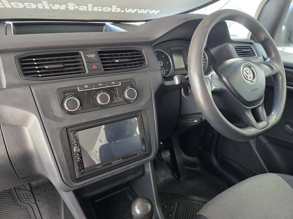 2016 VOLKSWAGEN CADDY4 MAXI CREWBUS 2.0 TDi