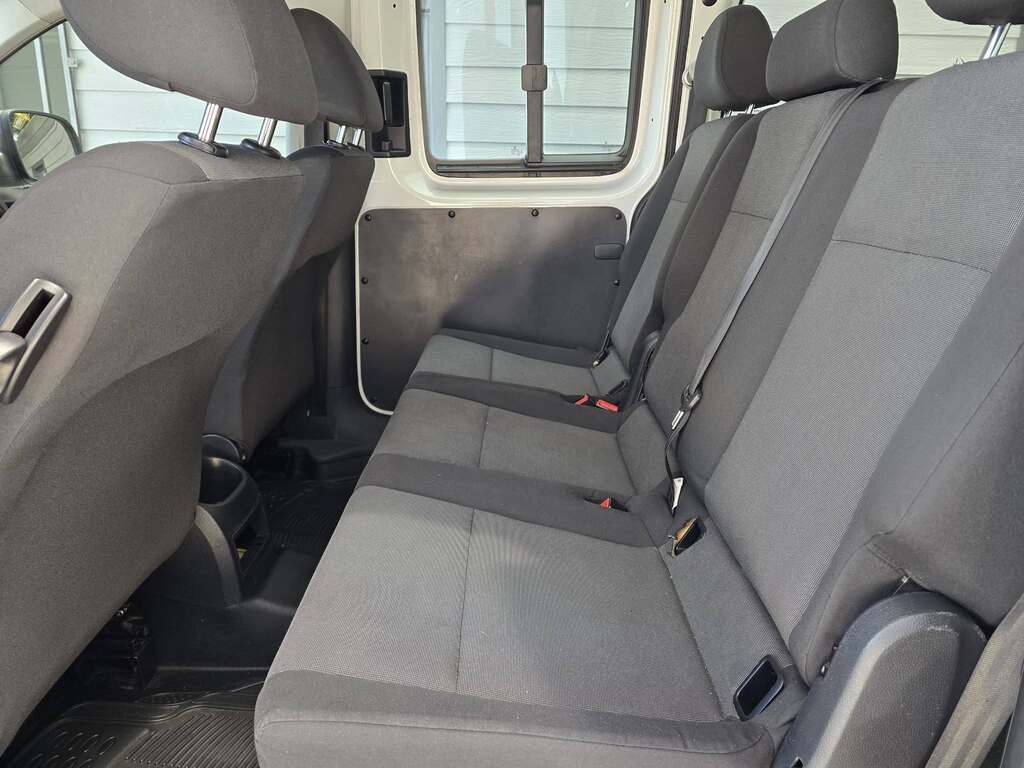 2016 VOLKSWAGEN CADDY4 MAXI CREWBUS 2.0 TDi