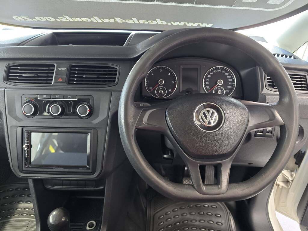 2016 VOLKSWAGEN CADDY4 MAXI CREWBUS 2.0 TDi