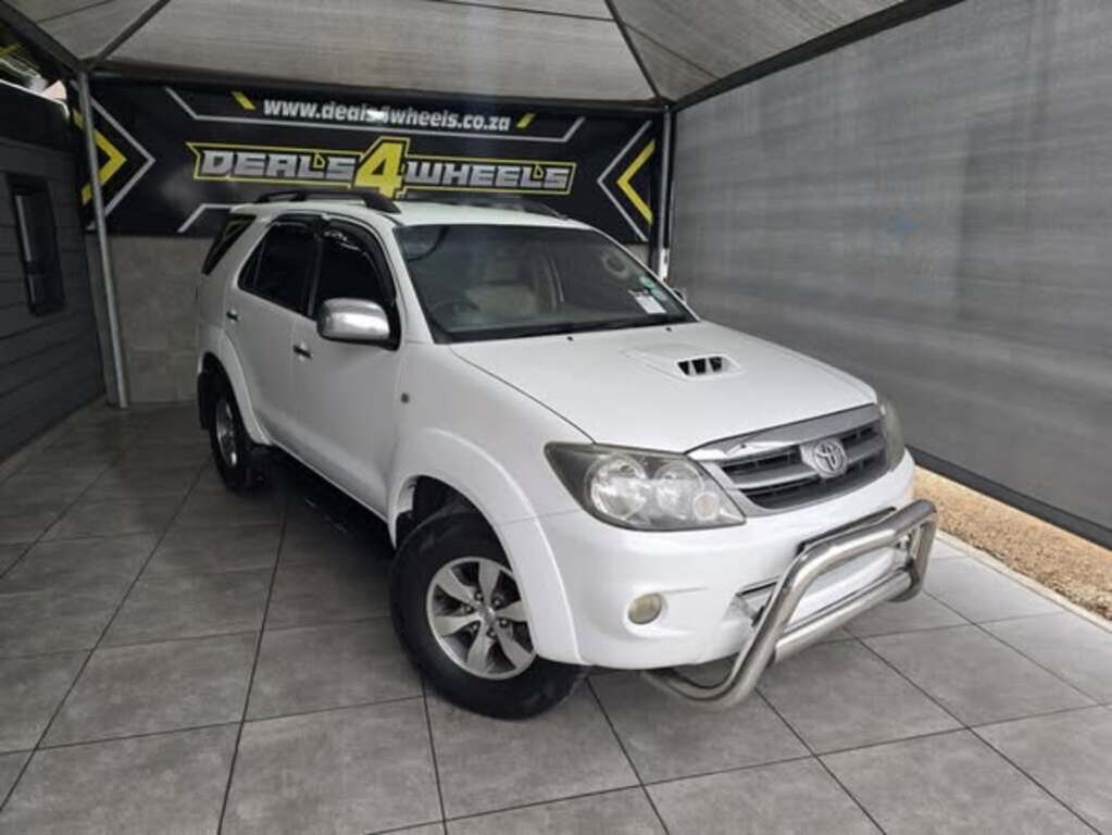 TOYOTA FORTUNER