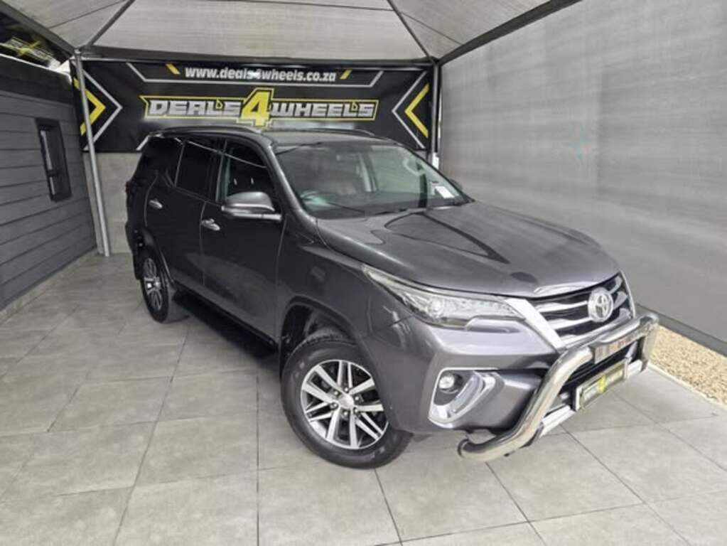 TOYOTA FORTUNER