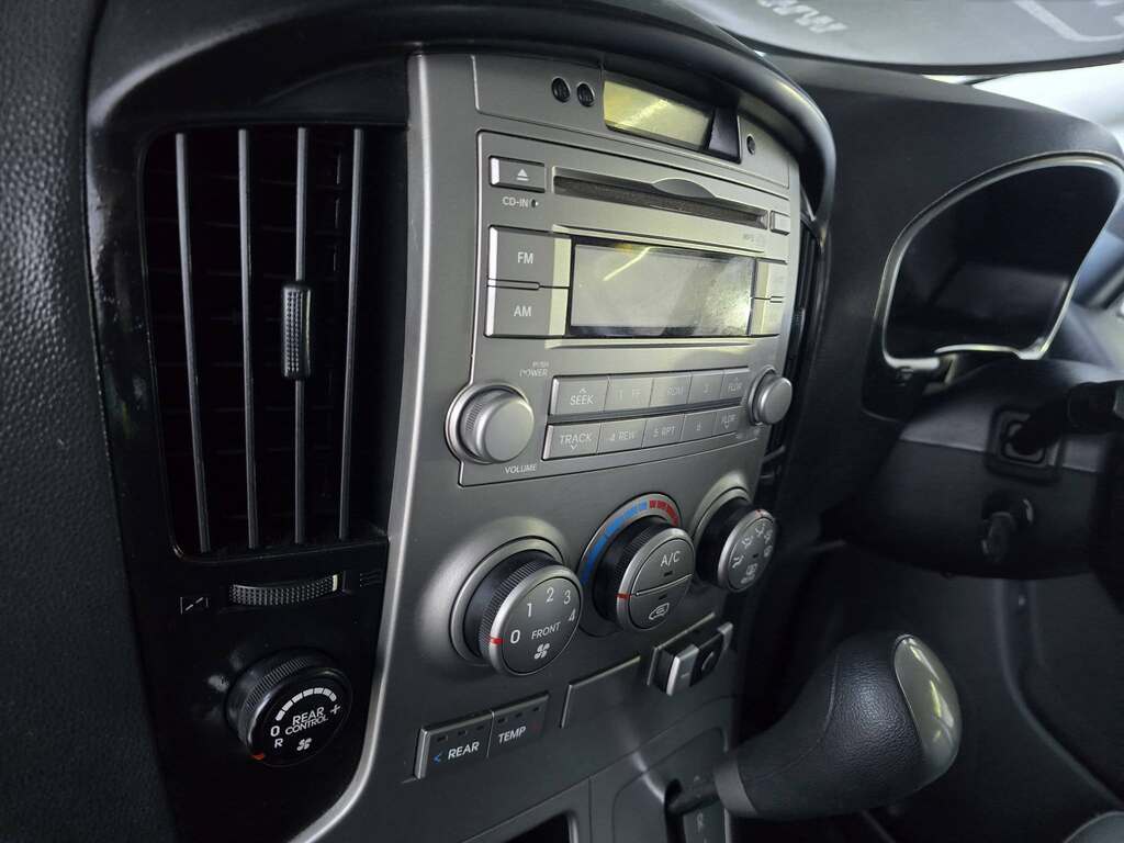 2015 HYUNDAI H-1 2.5 CRDI (VGT) WAGON A/T