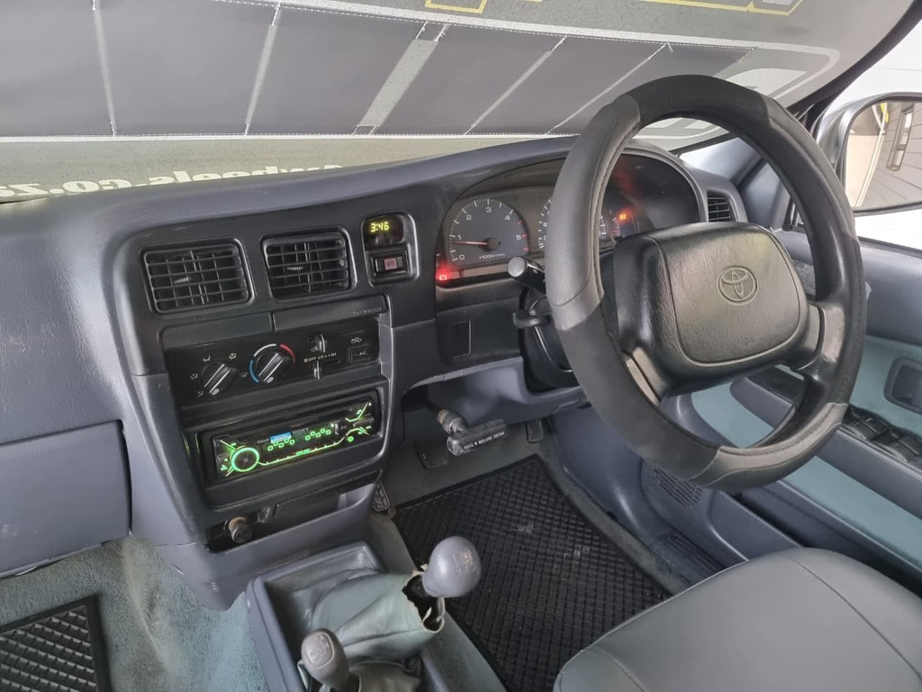 2001 TOYOTA HILUX 3000KZ-TE RAIDER 4X4 P/U D/C