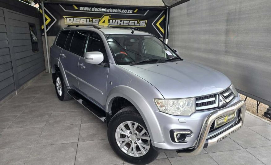 MITSUBISHI PAJERO