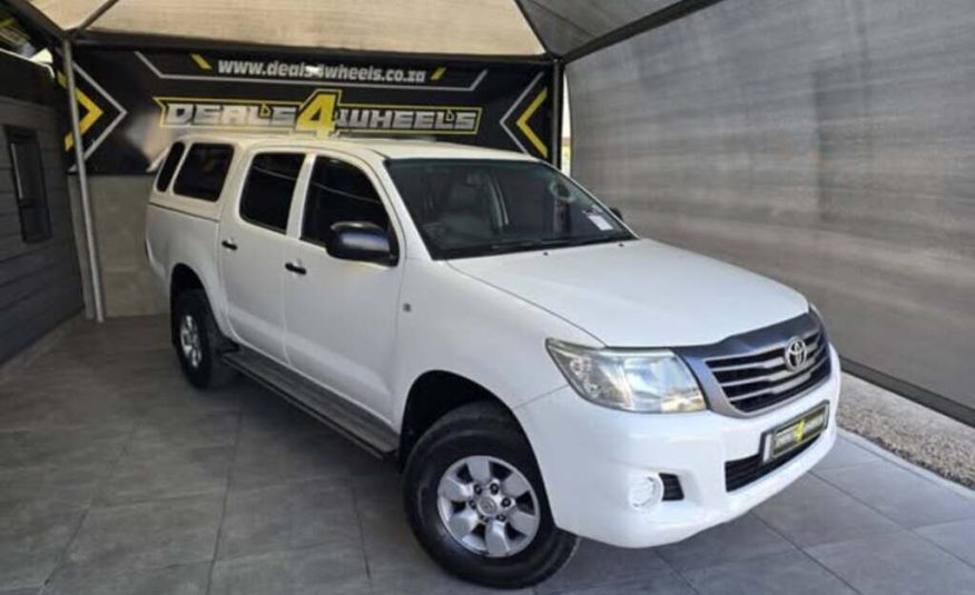 TOYOTA HI-LUX