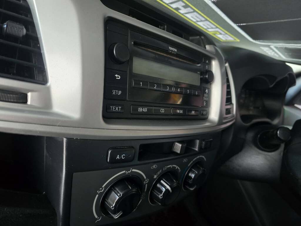 2012 TOYOTA HILUX 2.5D-4D SRX 4X4 P/U D/C