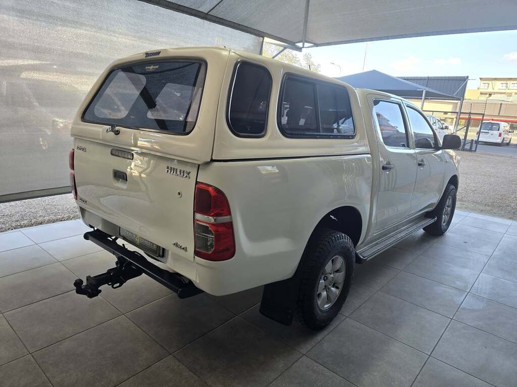 2012 TOYOTA HILUX 2.5D-4D SRX 4X4 P/U D/C