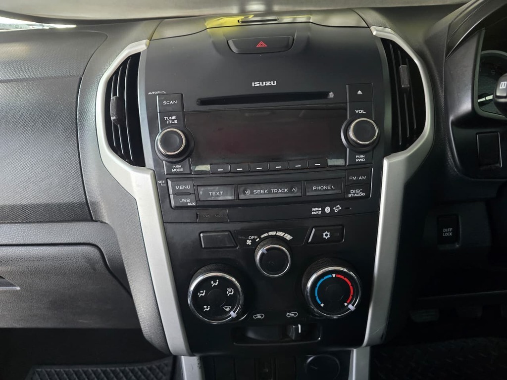 2018 ISUZU KB 300 D-TEQ LX P/U S/C