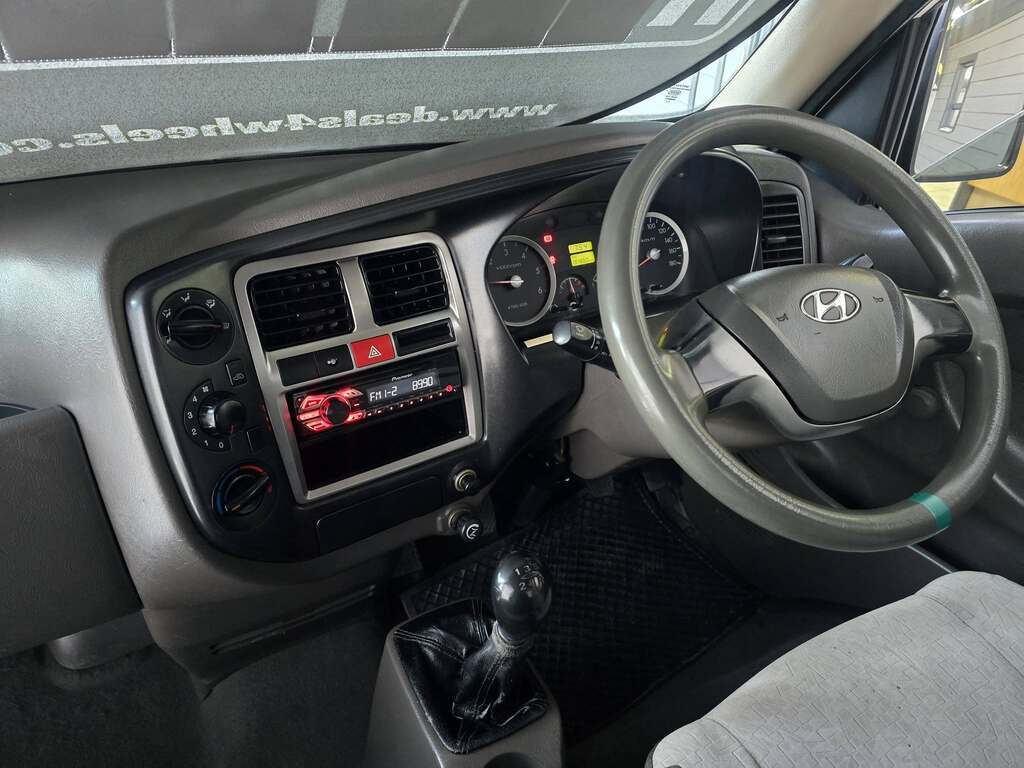 2015 HYUNDAI H100 2.6D F/C D/S