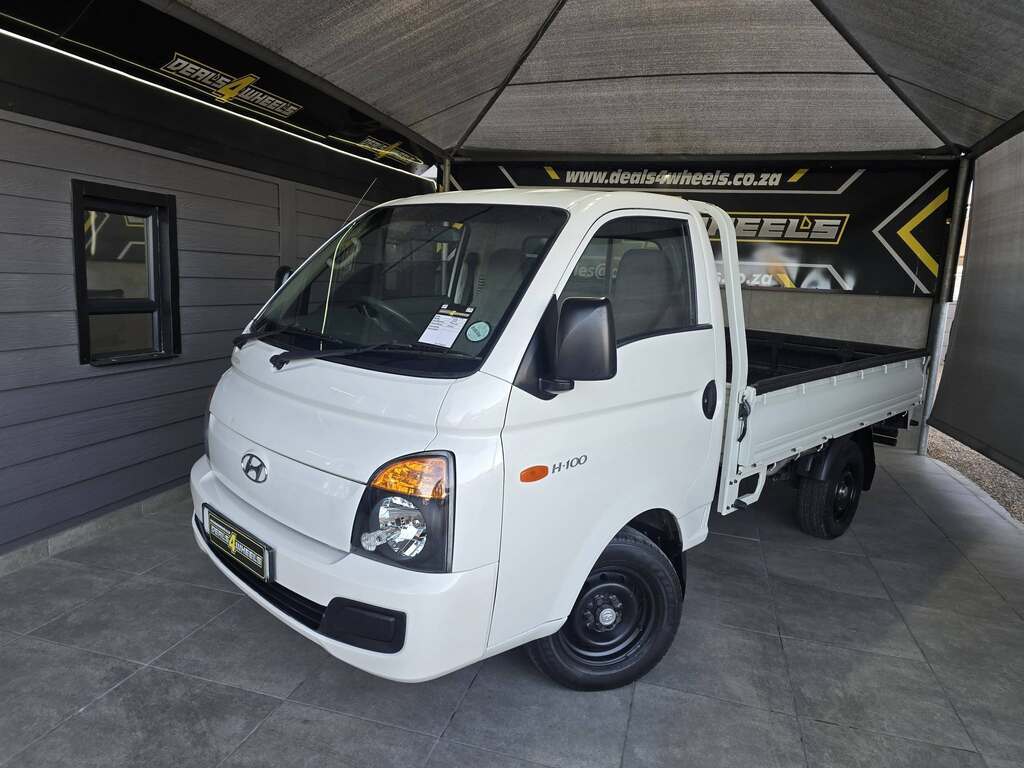2015 HYUNDAI H100 2.6D F/C D/S