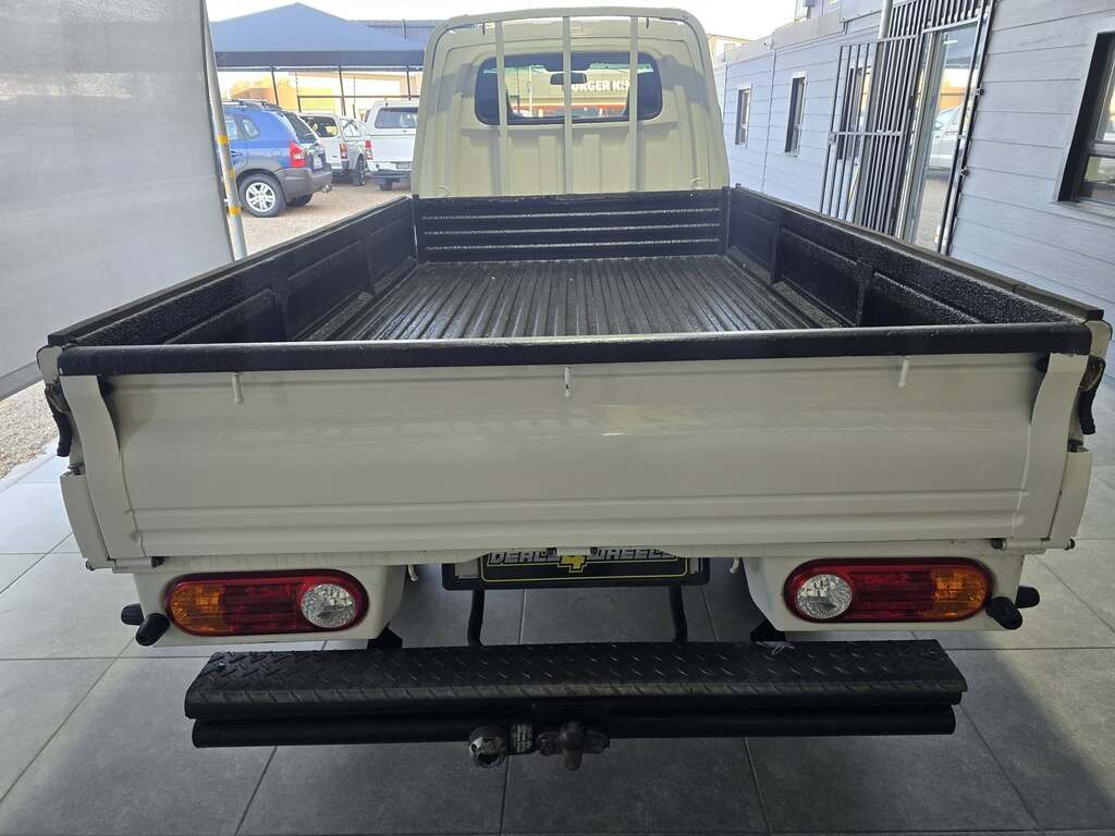 2015 HYUNDAI H100 2.6D F/C D/S
