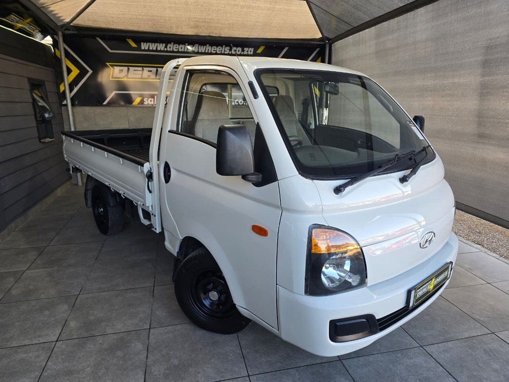 HYUNDAI H100 / BAKKIE