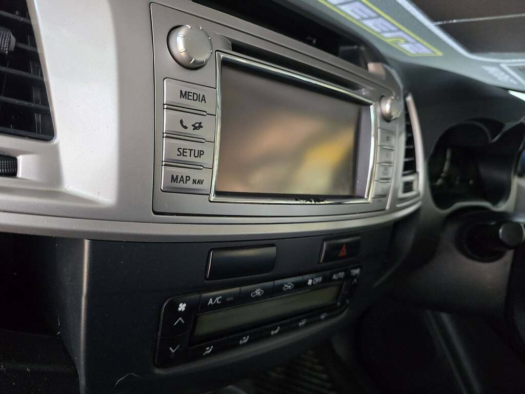 2012 TOYOTA HILUX 3.0 D-4D RAIDER 4X4 A/T P/U D/C