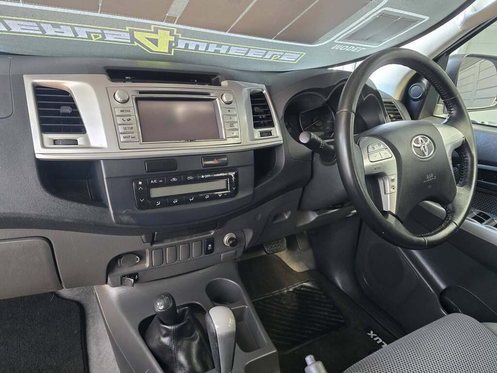 2012 TOYOTA HILUX 3.0 D-4D RAIDER 4X4 A/T P/U D/C