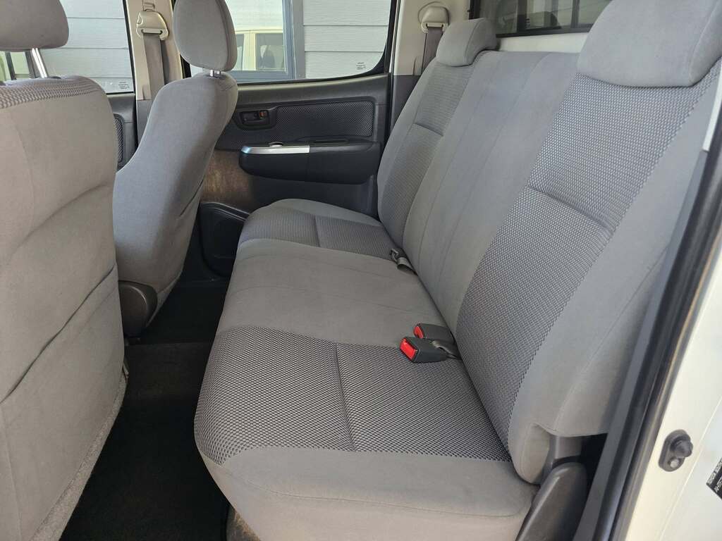2012 TOYOTA HILUX 3.0 D-4D RAIDER 4X4 A/T P/U D/C