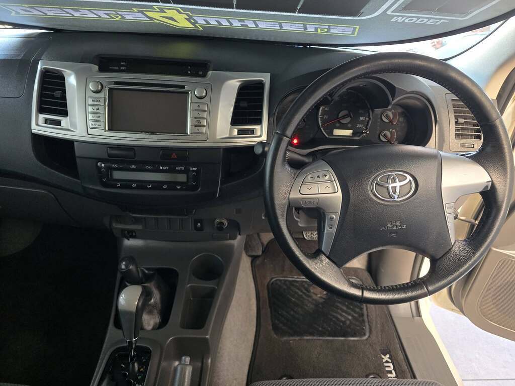 2012 TOYOTA HILUX 3.0 D-4D RAIDER 4X4 A/T P/U D/C