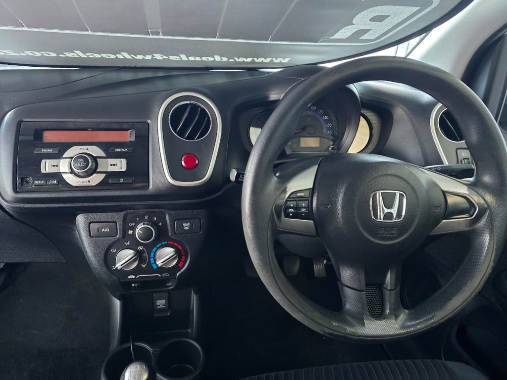 2014 HONDA MOBILIO 1.5 TREND