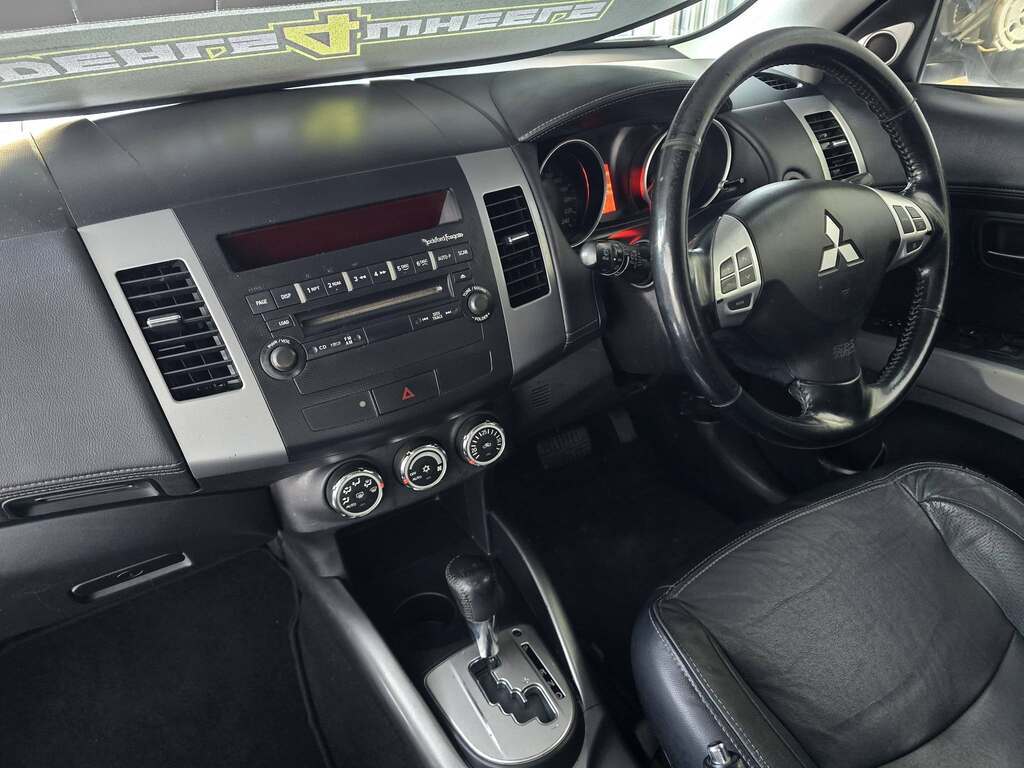 2010 MITSUBISHI OUTLANDER 2.4 GLX A/T