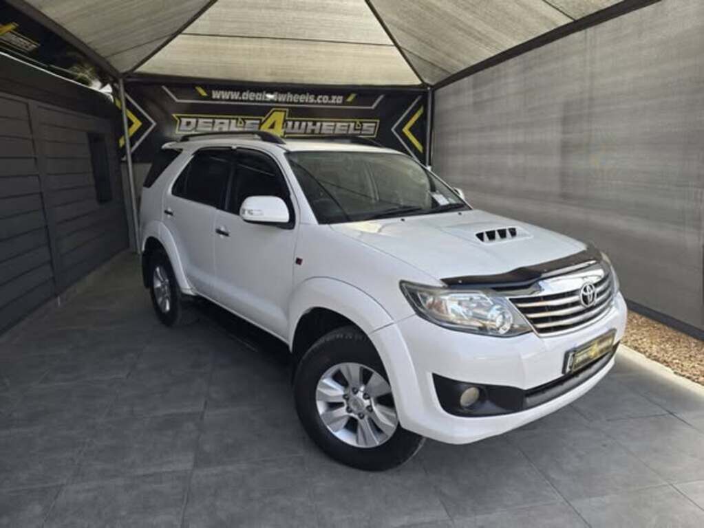 TOYOTA FORTUNER