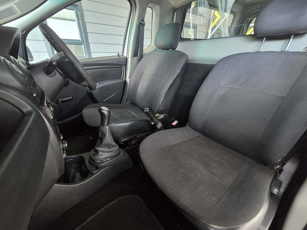 2017 NISSAN NP200 1.6  P/U S/C