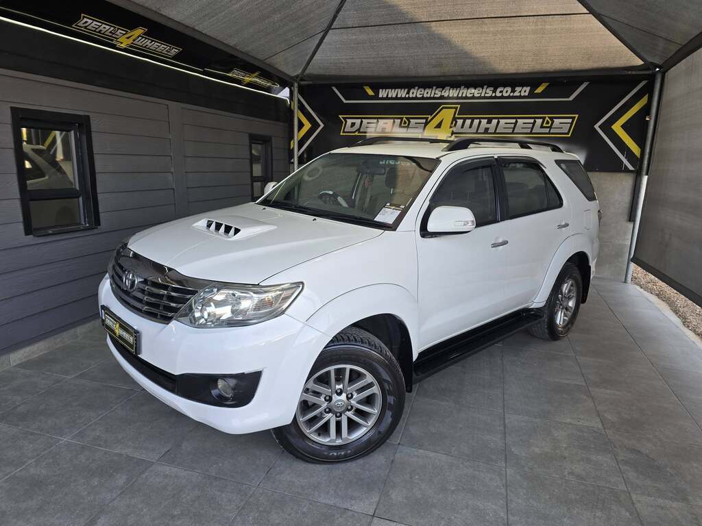 2013 TOYOTA FORTUNER 2.5D-4D RB