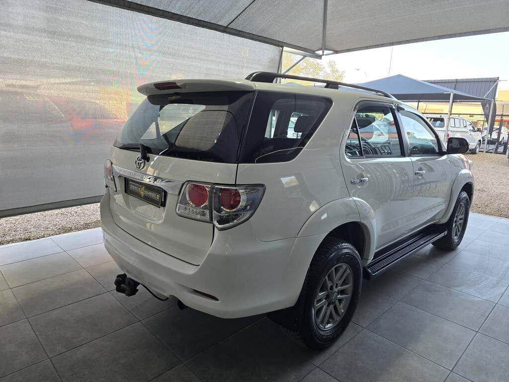 2013 TOYOTA FORTUNER 2.5D-4D RB
