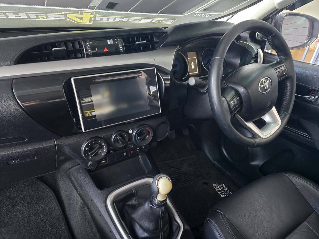 2016 TOYOTA HILUX 2.8 GD-6 RB RAIDER P/U E/CAB