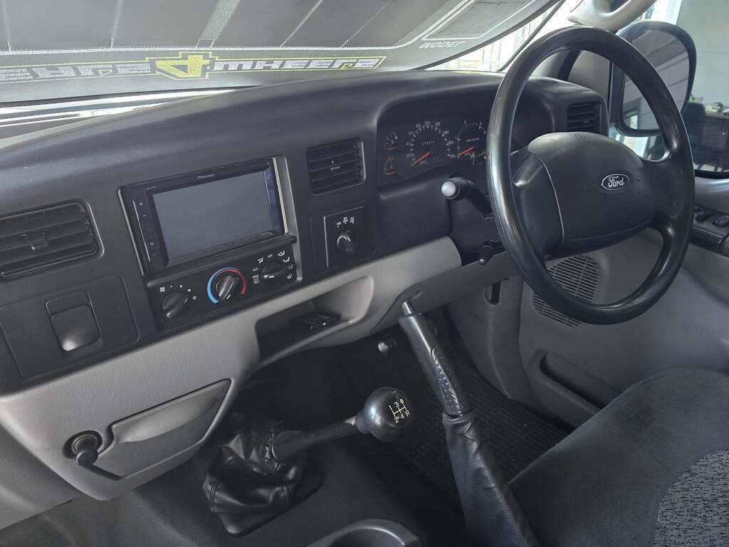 2006 FORD F250 4.2 TDI 4X4 P/U D/C