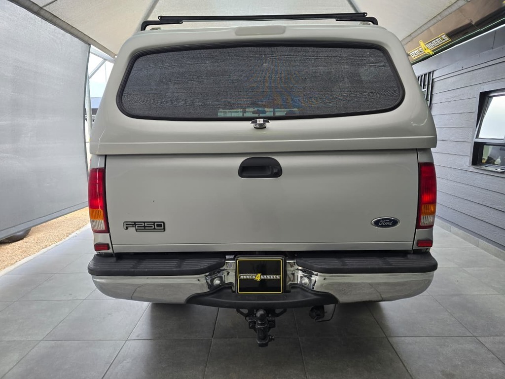2006 FORD F250 4.2 TDI 4X4 P/U D/C