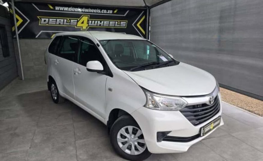 TOYOTA AVANZA