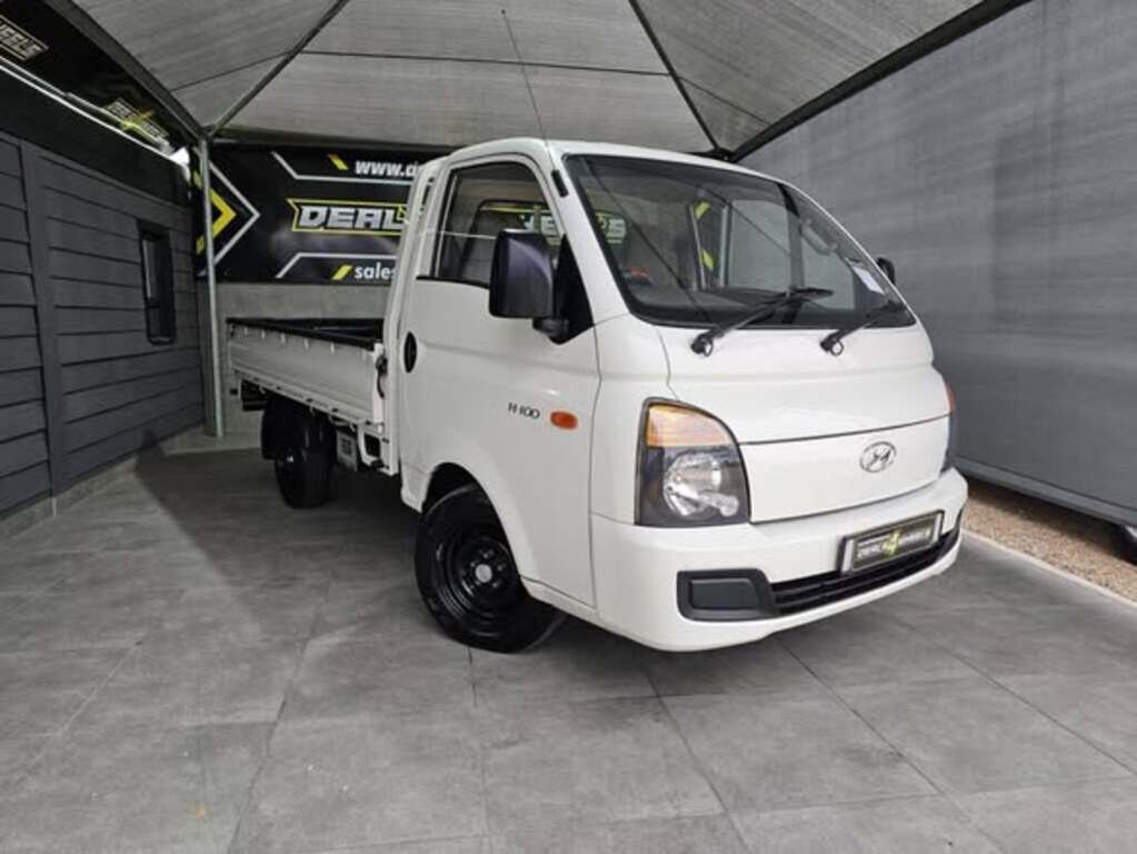 HYUNDAI H100 / BAKKIE