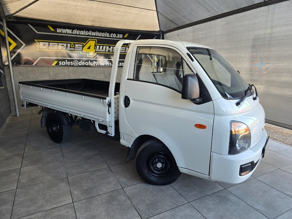 2014 HYUNDAI H100 2.6D F/C D/S
