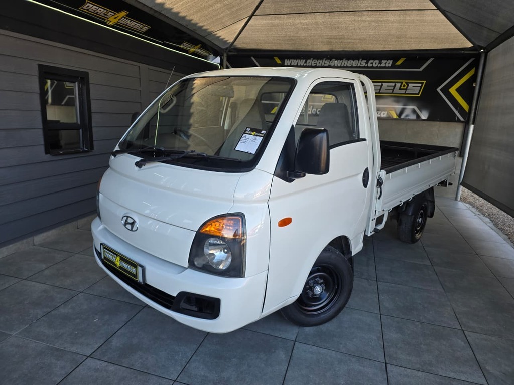 2014 HYUNDAI H100 2.6D F/C D/S