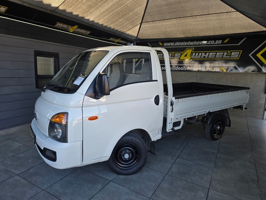 2014 HYUNDAI H100 2.6D F/C D/S