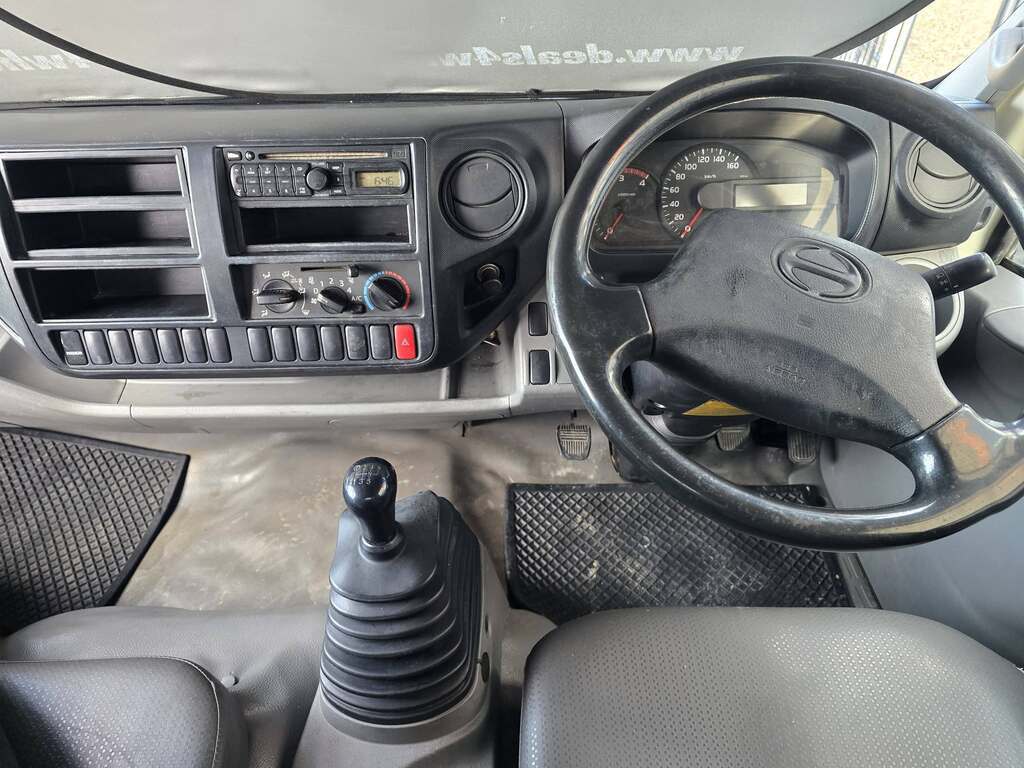 2013 HINO HINO 300 915 LWB (BA3) F/C C/C