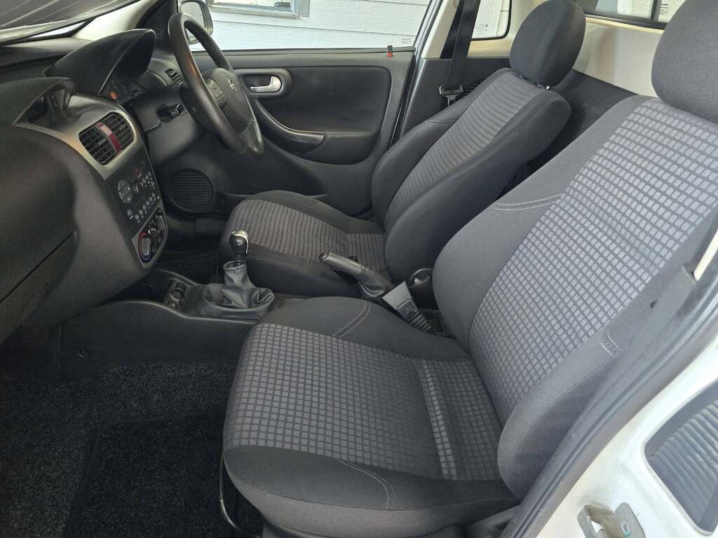 2009 OPEL CORSA UTILITY 1.4i CLUB P/U S/C