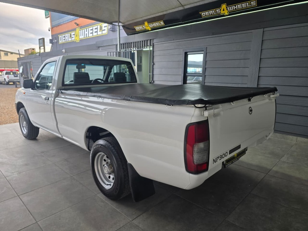 2018 NISSAN HARDBODY NP300 2.5 TDi LWB P/U S/C