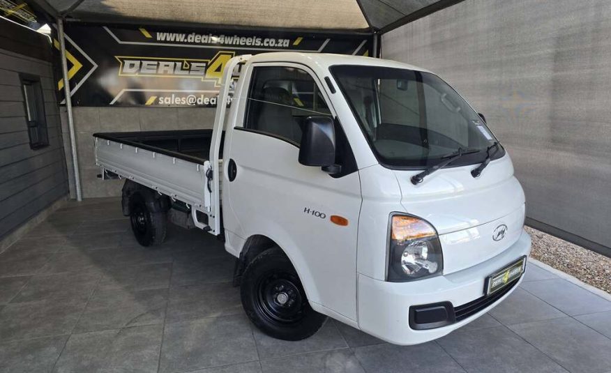HYUNDAI H100 / BAKKIE